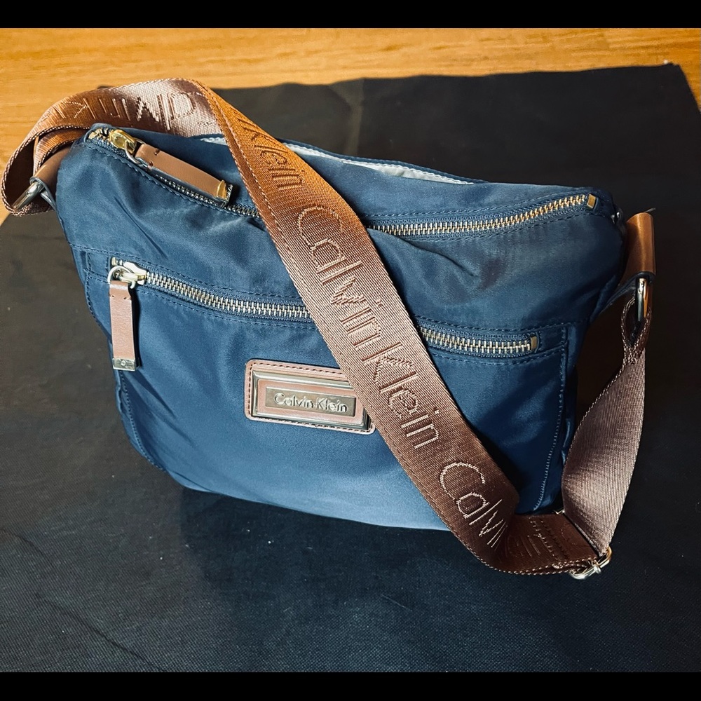 Calvin Klein ready to go bag